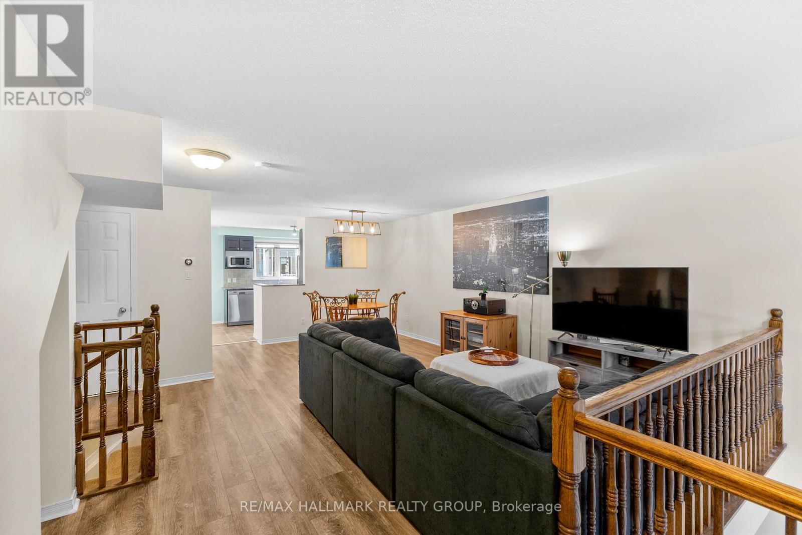 7 - 325 Elite Private, Ottawa, Ontario  K2J 0A4 - Photo 4 - X12364493