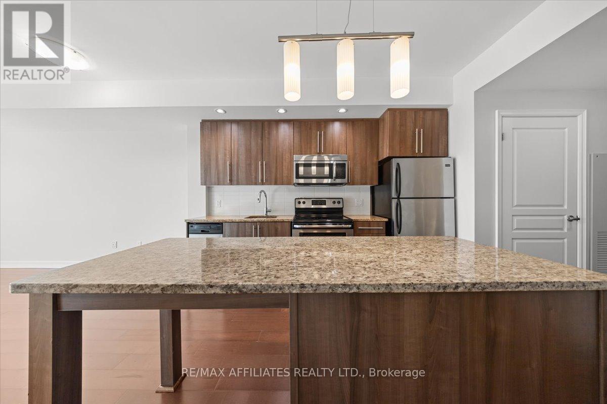 303 - 238 Besserer Street, Ottawa, Ontario  K1N 6B1 - Photo 12 - X12364500