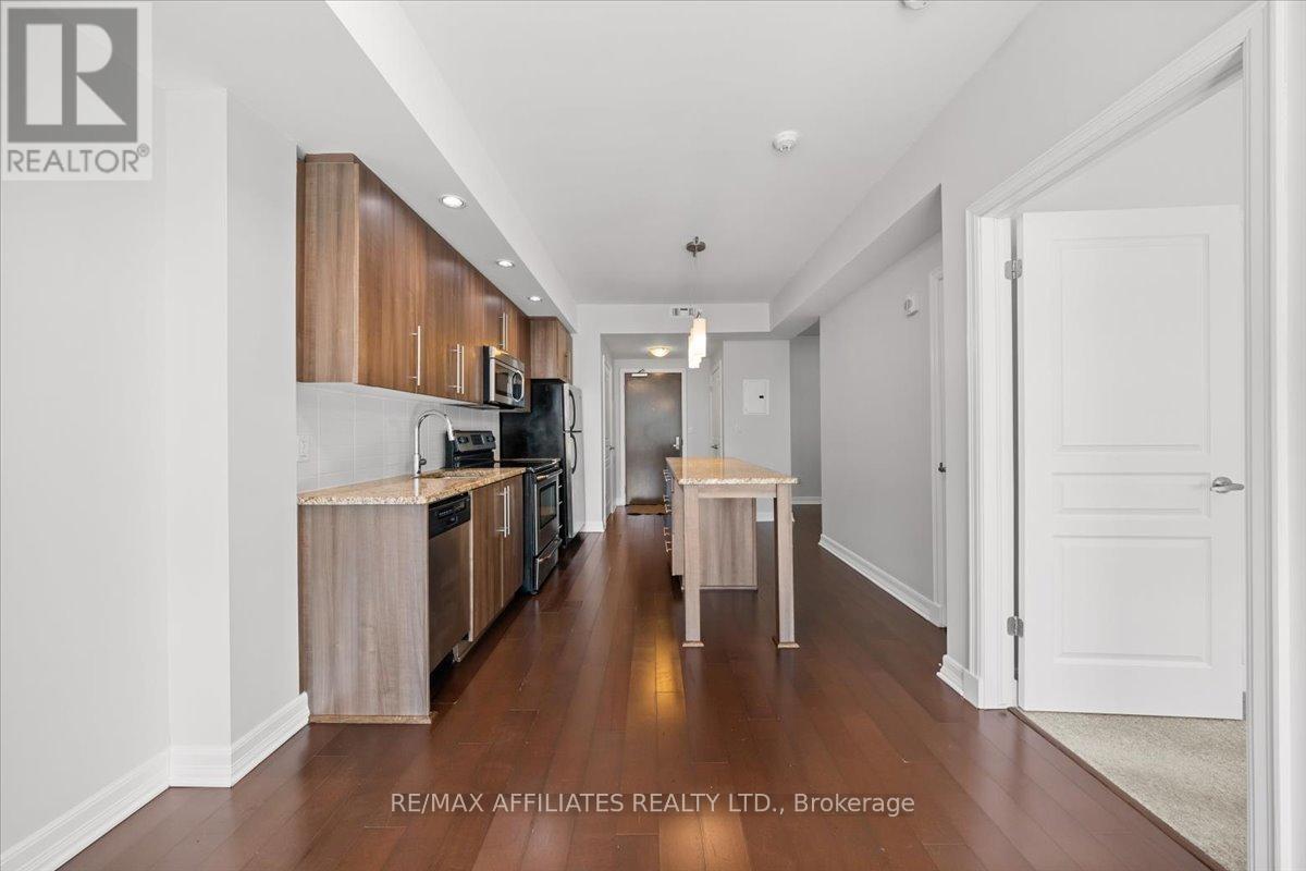 303 - 238 Besserer Street, Ottawa, Ontario  K1N 6B1 - Photo 7 - X12364500