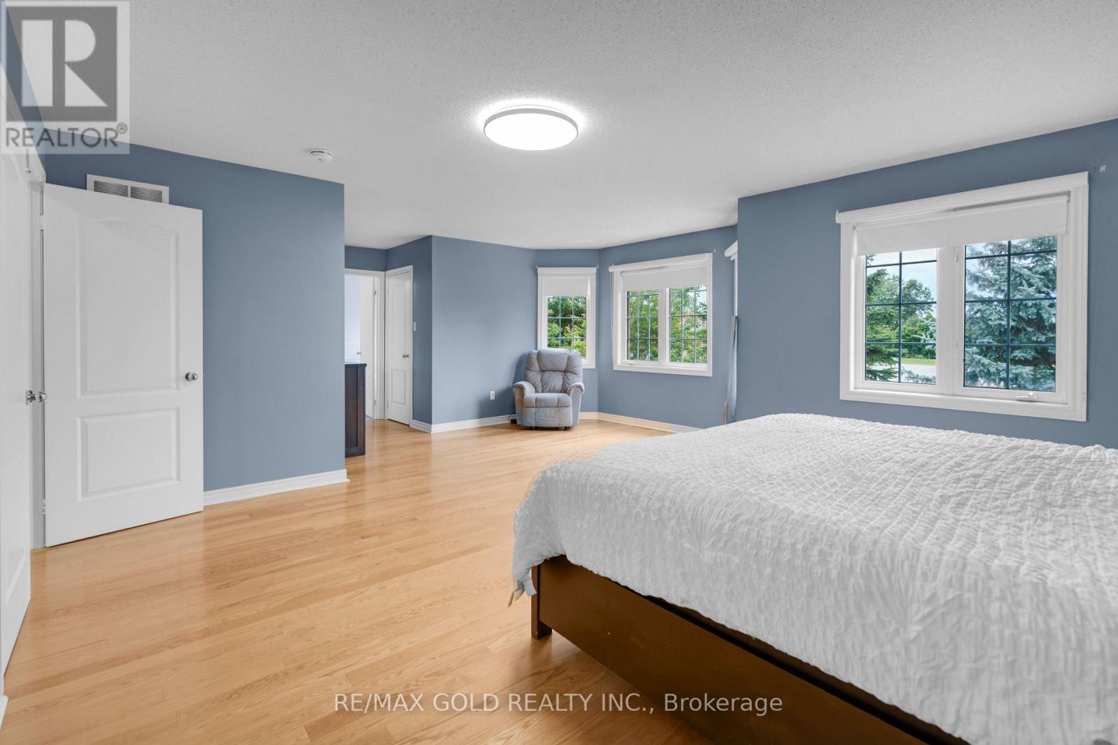 10 Morgandale Road, Brampton, Ontario  L7A 2K1 - Photo 25 - W12364092