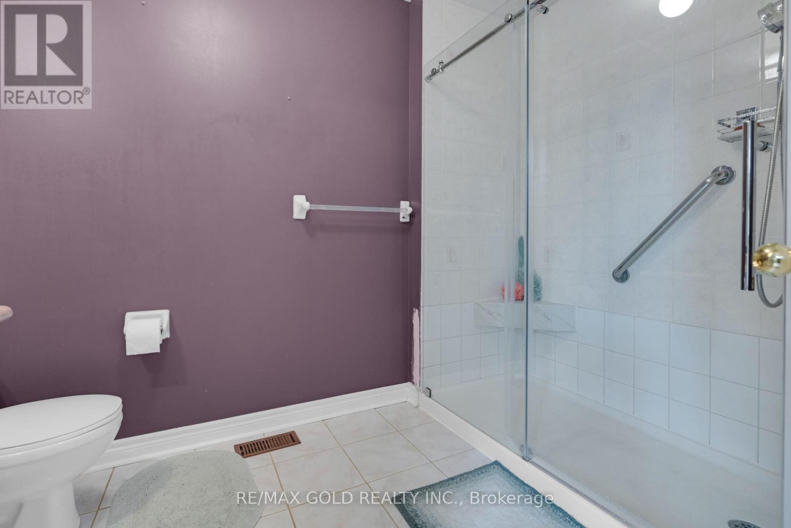 10 Morgandale Road, Brampton, Ontario  L7A 2K1 - Photo 33 - W12364092