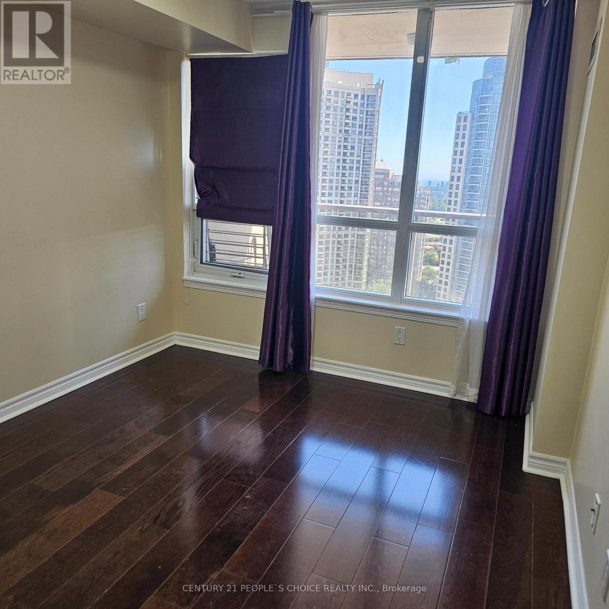 2401 - 4080 Living Arts Drive, Mississauga, Ontario  L5B 4N3 - Photo 3 - W12317434