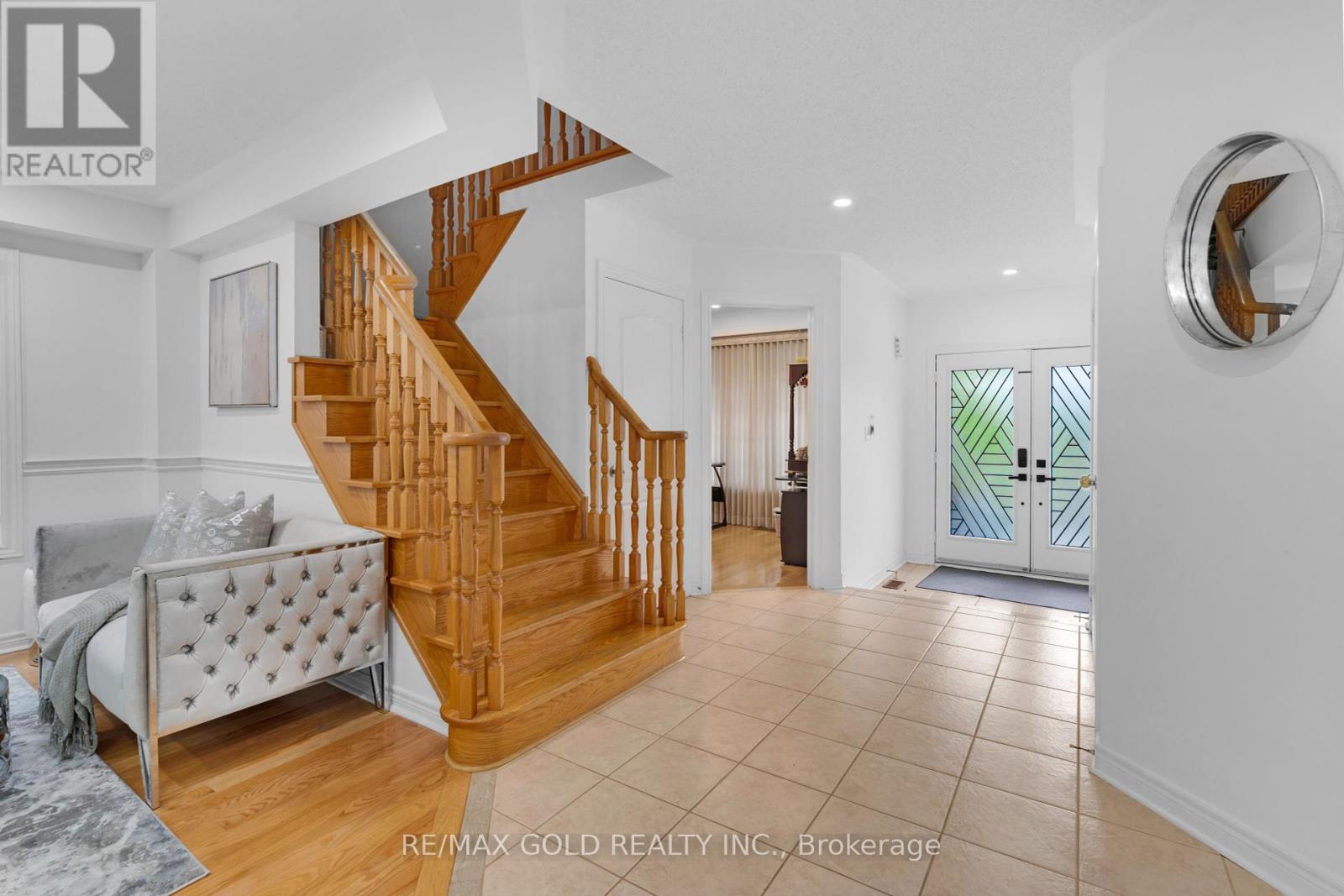 10 Morgandale Road, Brampton, Ontario  L7A 2K1 - Photo 7 - W12364092