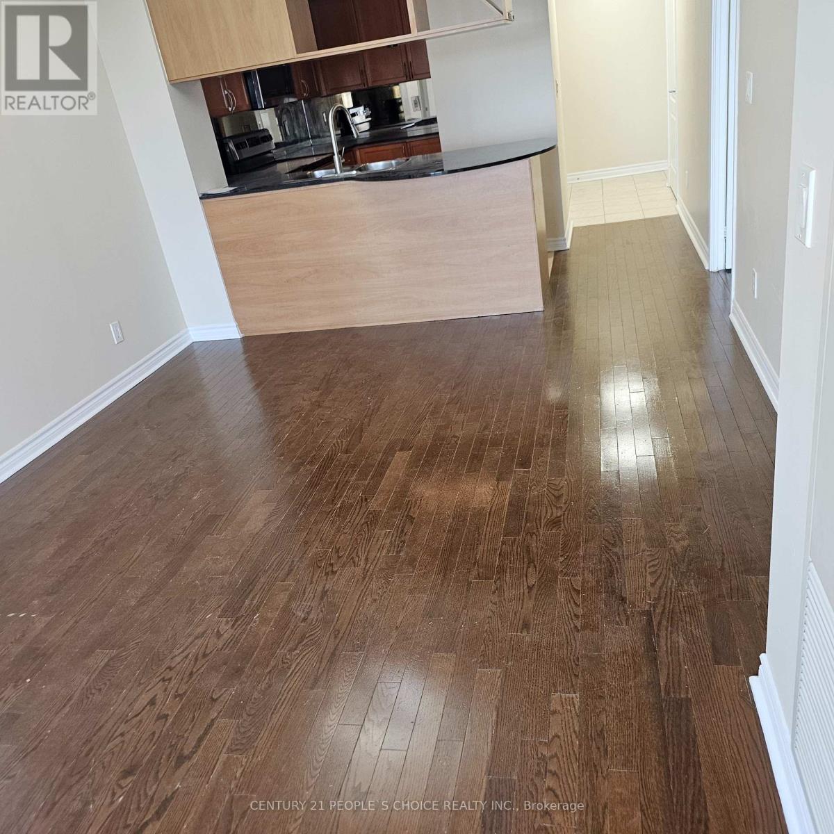 2401 - 4080 Living Arts Drive, Mississauga, Ontario  L5B 4N3 - Photo 4 - W12317434