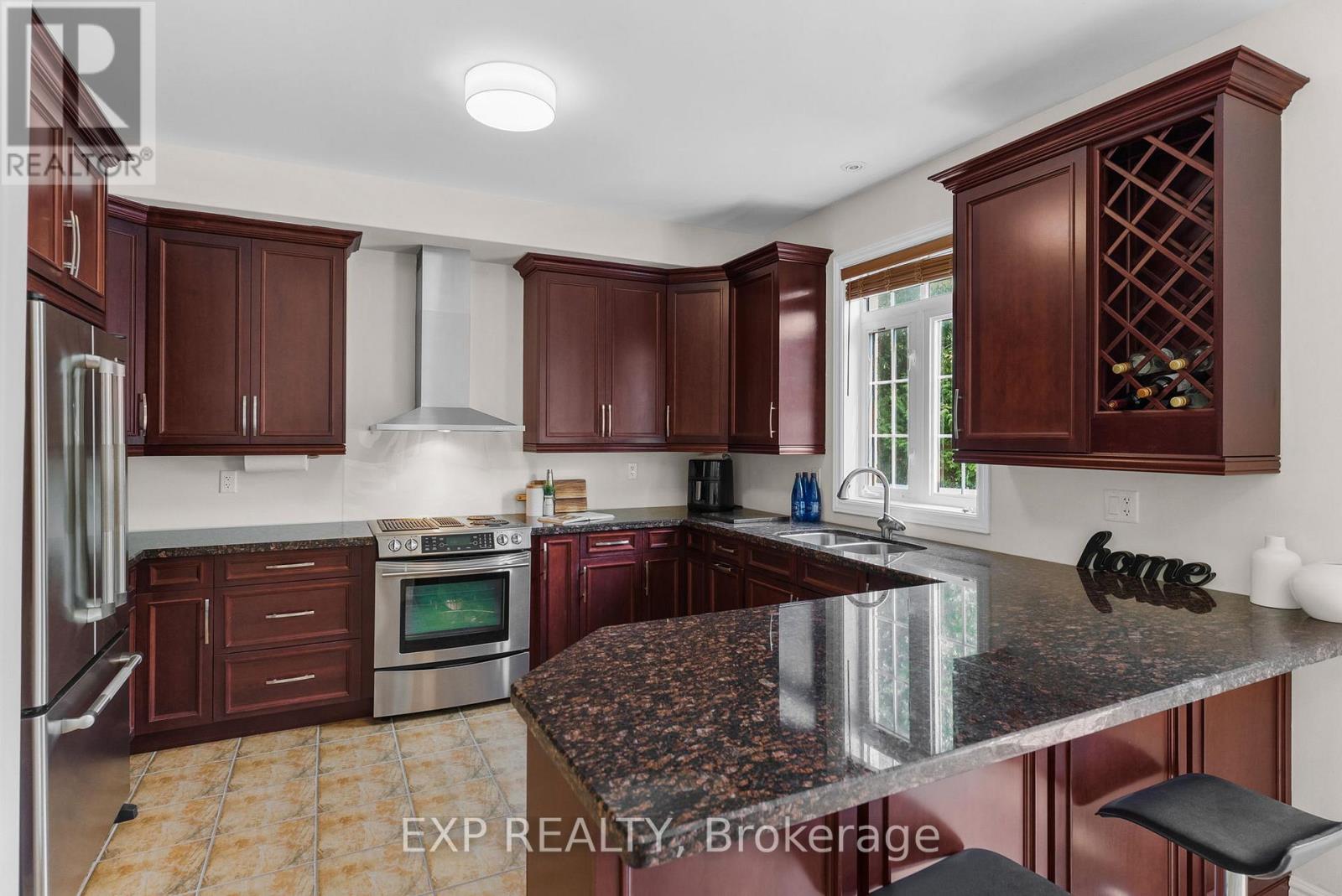 371 Raines Street, Georgina, Ontario  L4P 3C8 - Photo 16 - N12328186