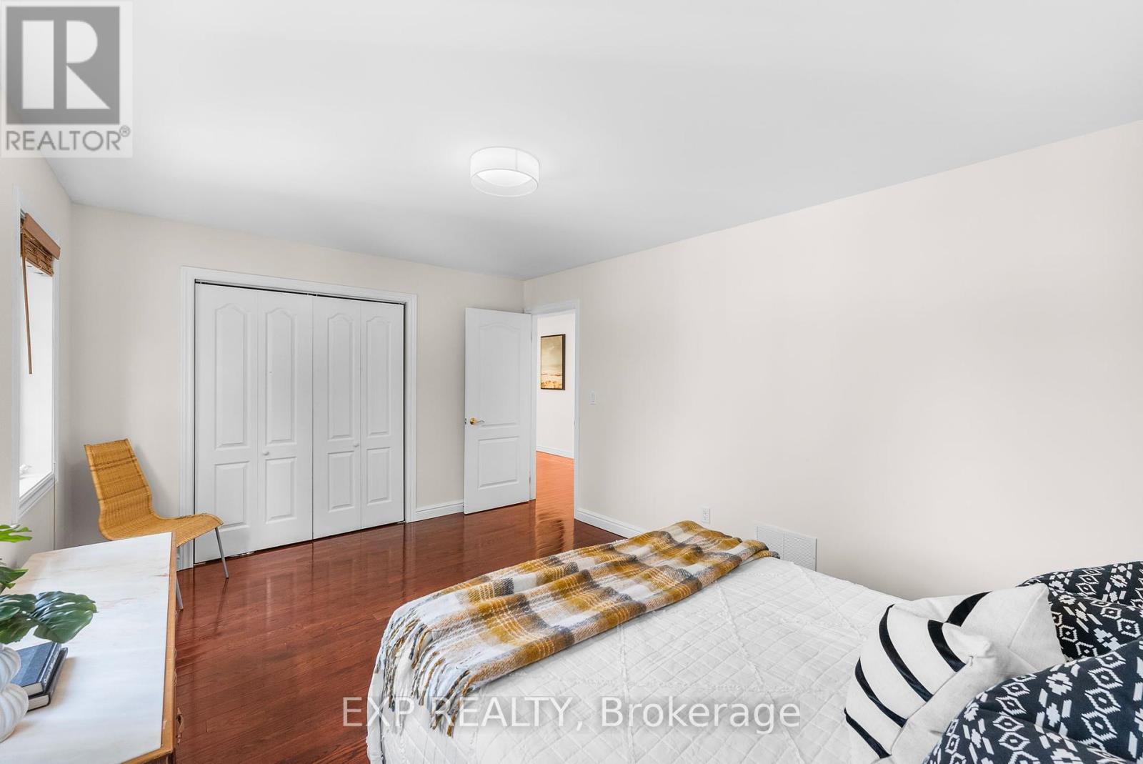 371 Raines Street, Georgina, Ontario  L4P 3C8 - Photo 30 - N12328186