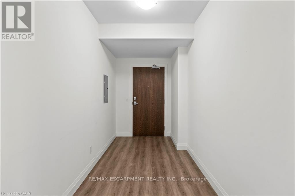 703 - 30 Hamilton Street S, Hamilton, Ontario  L8B 1V8 - Photo 4 - X12364380