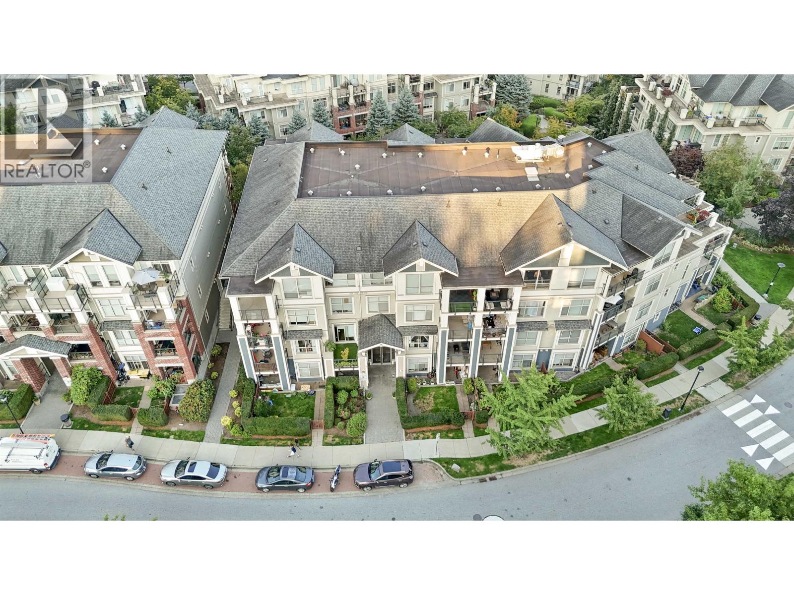 301 275 ROSS DRIVE, New Westminster, British Columbia
