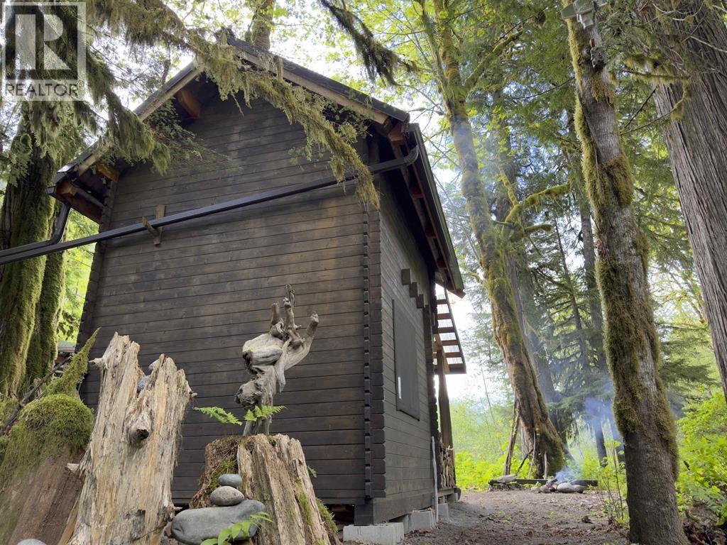 1184 Squamish River Way, Squamish, British Columbia  V8B 0G3 - Photo 7 - R3031674