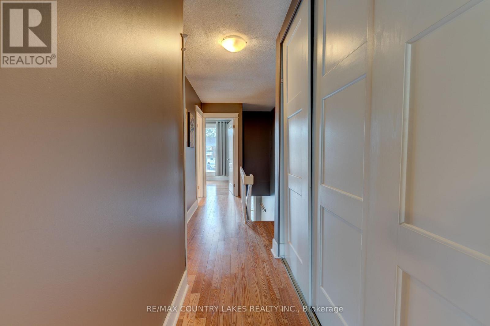 1 - 4 Paradise Boulevard, Ramara, Ontario  L0K 1B0 - Photo 23 - S12363255