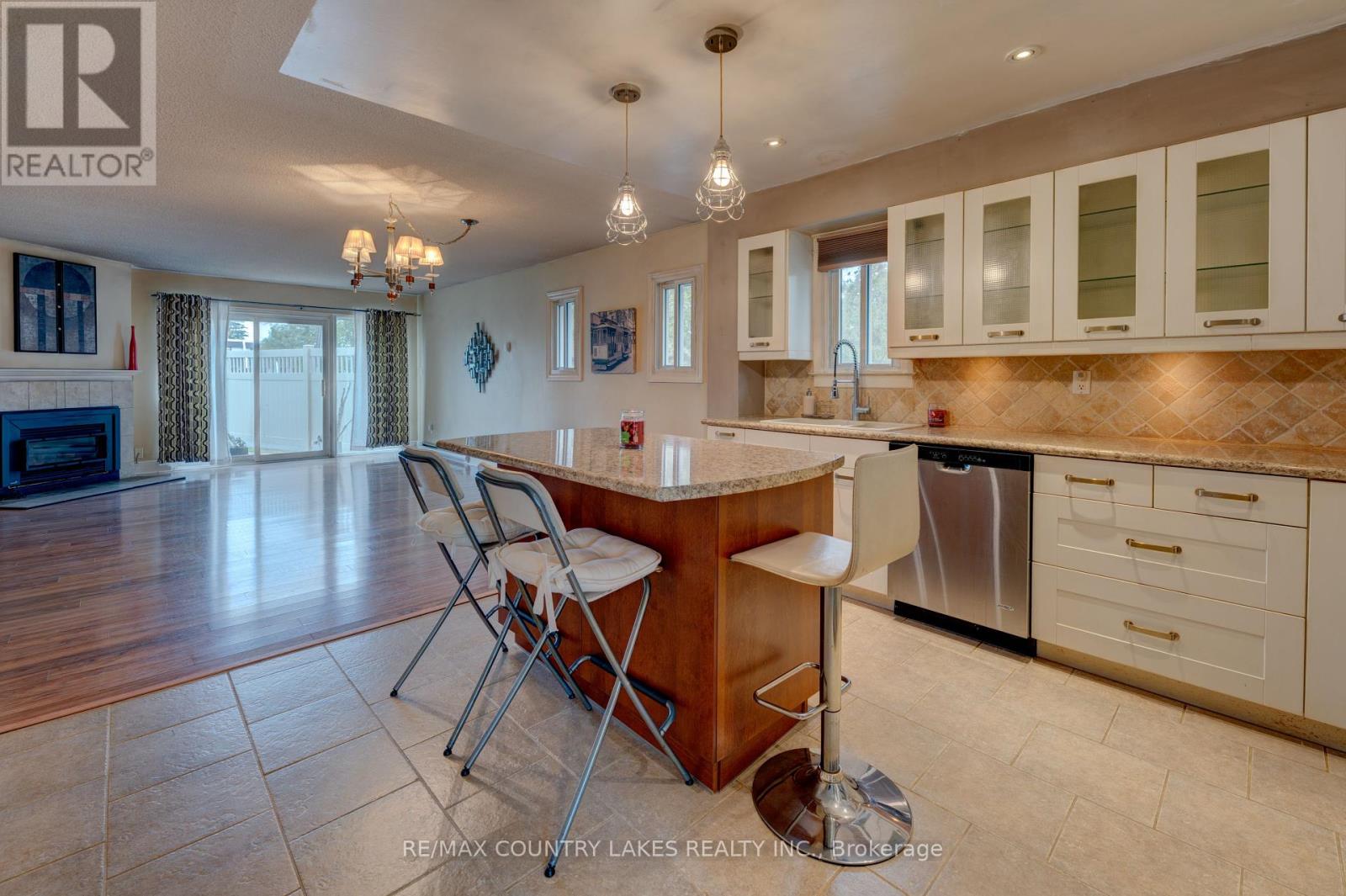 1 - 4 Paradise Boulevard, Ramara, Ontario  L0K 1B0 - Photo 2 - S12363255