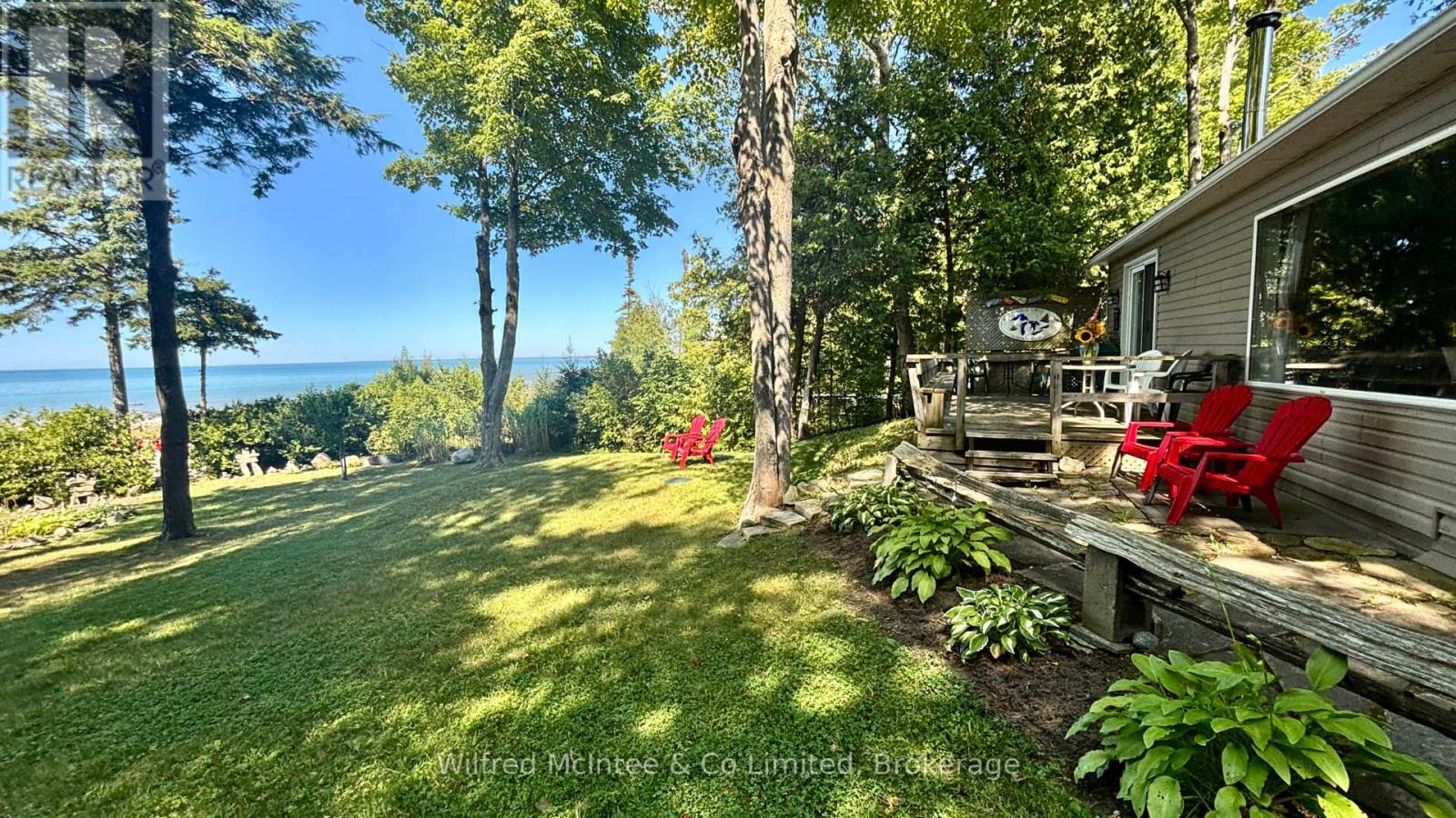 61 Wahbezee Drive, Native Leased Lands, Ontario  N0H 2G0 - Photo 10 - X12363711