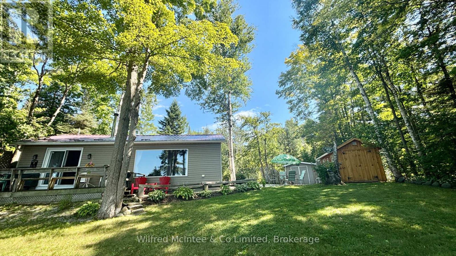 61 Wahbezee Drive, Native Leased Lands, Ontario  N0H 2G0 - Photo 14 - X12363711