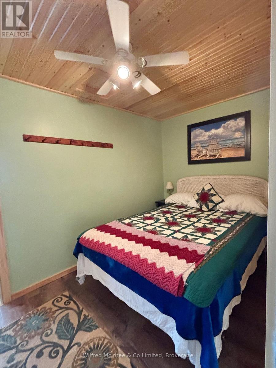 61 Wahbezee Drive, Native Leased Lands, Ontario  N0H 2G0 - Photo 37 - X12363711