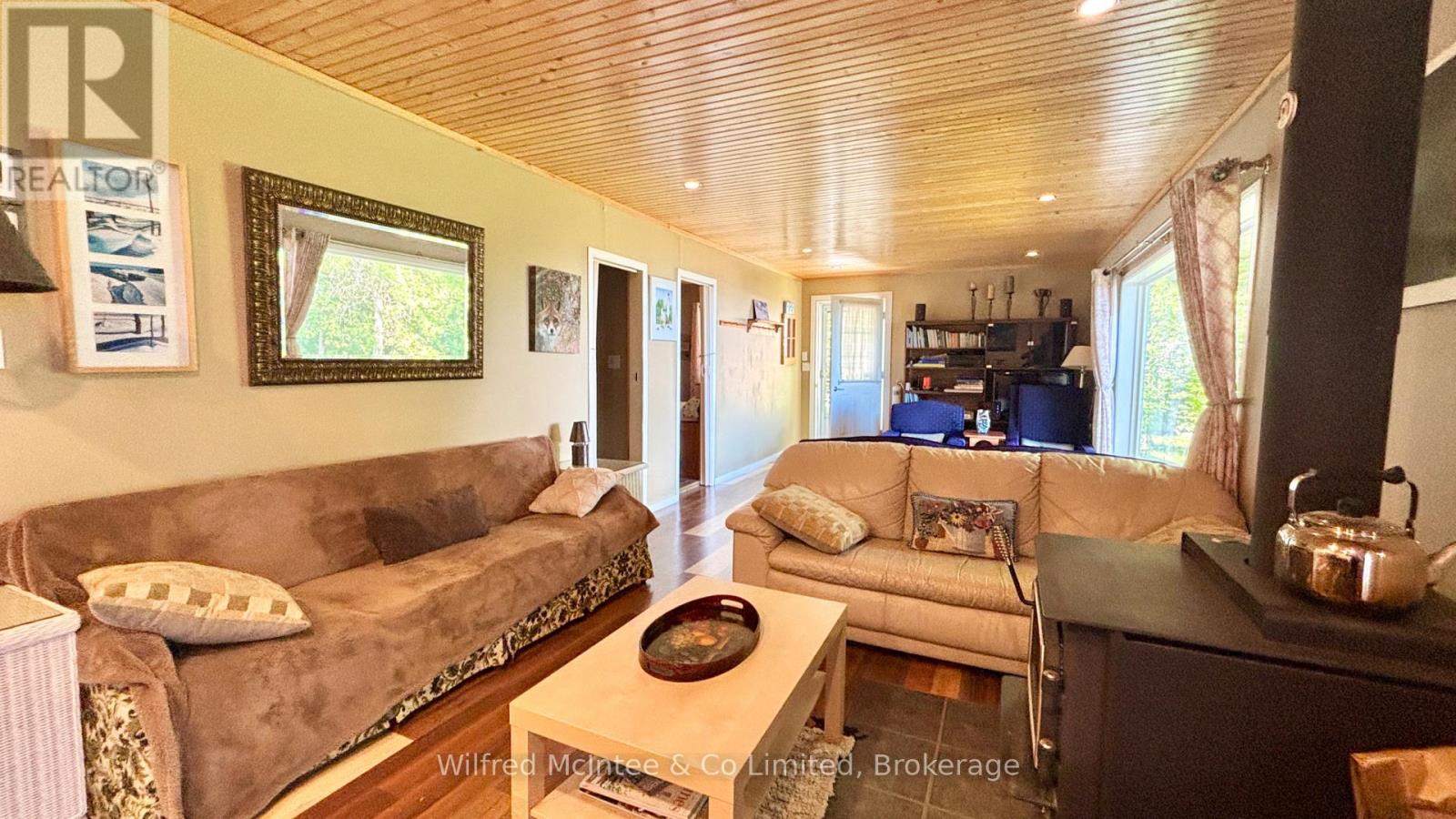61 Wahbezee Drive, Native Leased Lands, Ontario  N0H 2G0 - Photo 28 - X12363711