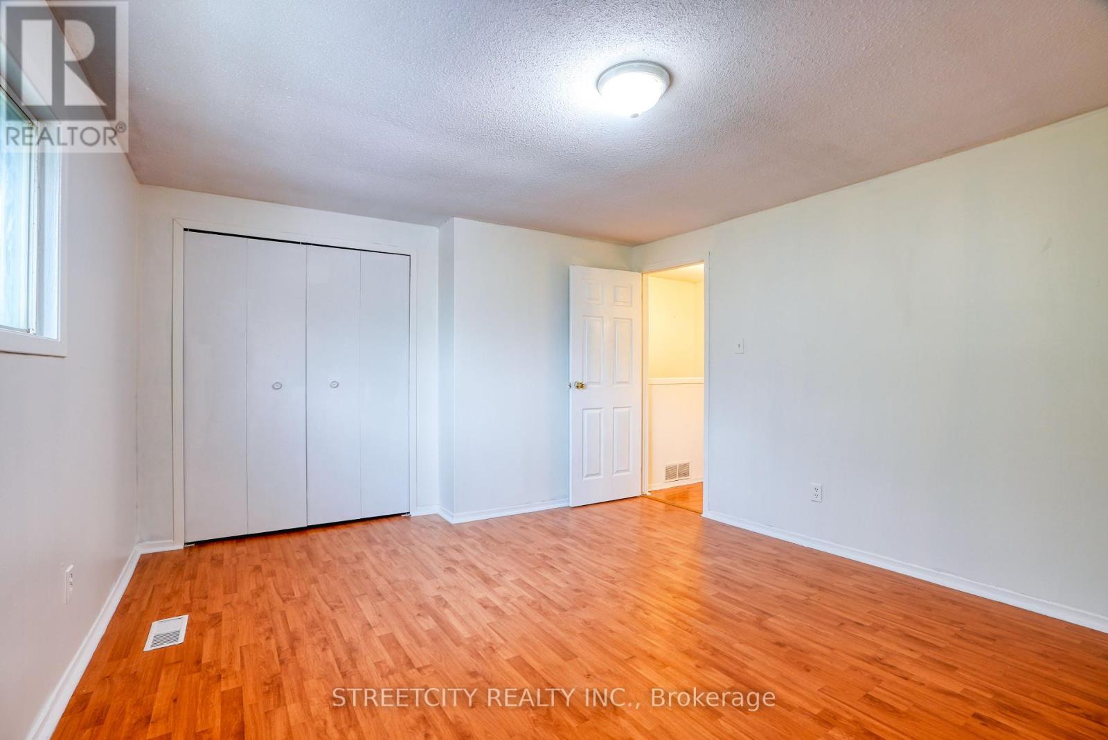 25 - 45 Gatewood Place, London East, Ontario  N5Y 5A4 - Photo 10 - X12364215