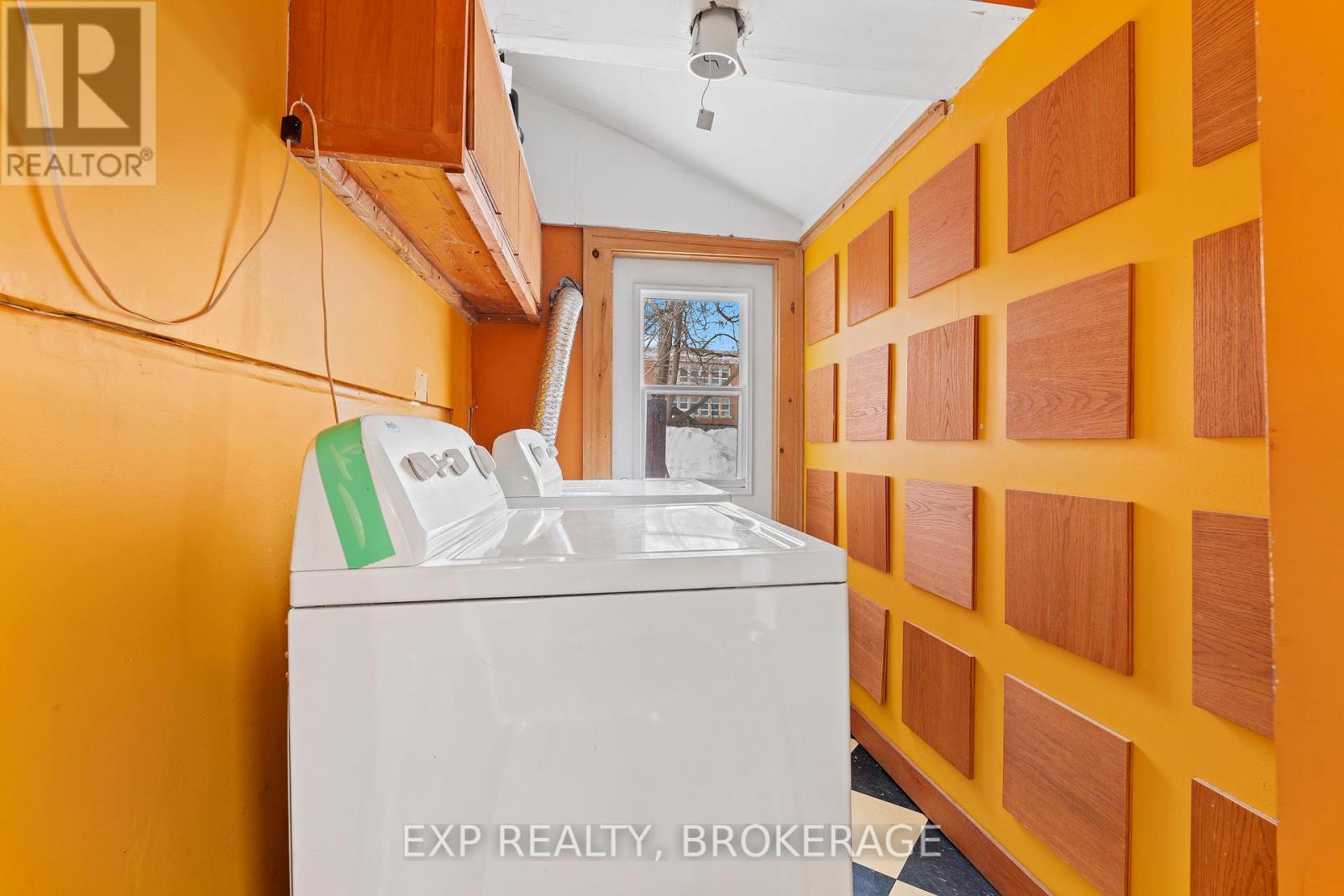 212 Rideau Street, Kingston, Ontario  K7K 3A4 - Photo 23 - X12364534
