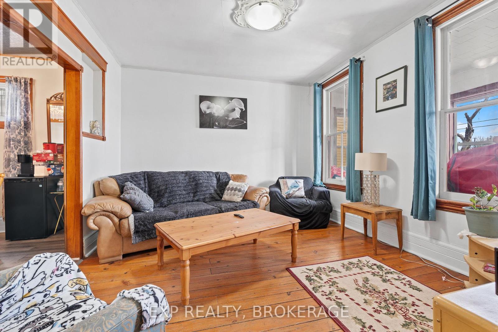 212 Rideau Street, Kingston, Ontario  K7K 3A4 - Photo 6 - X12364534