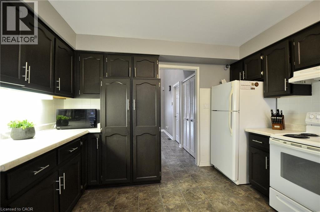 47 Stoke Court, Kitchener, Ontario  N2N 1Z5 - Photo 15 - 40751695