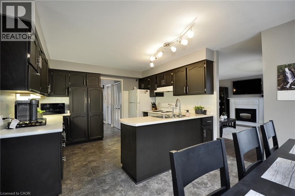 47 Stoke Court, Kitchener, Ontario  N2N 1Z5 - Photo 13 - 40751695