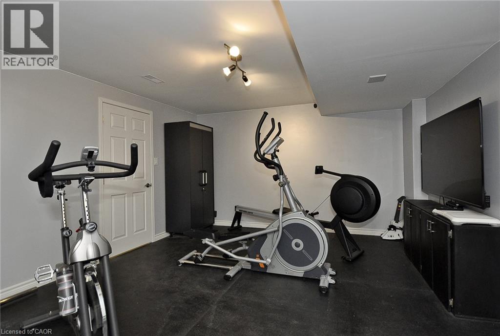 47 Stoke Court, Kitchener, Ontario  N2N 1Z5 - Photo 37 - 40751695