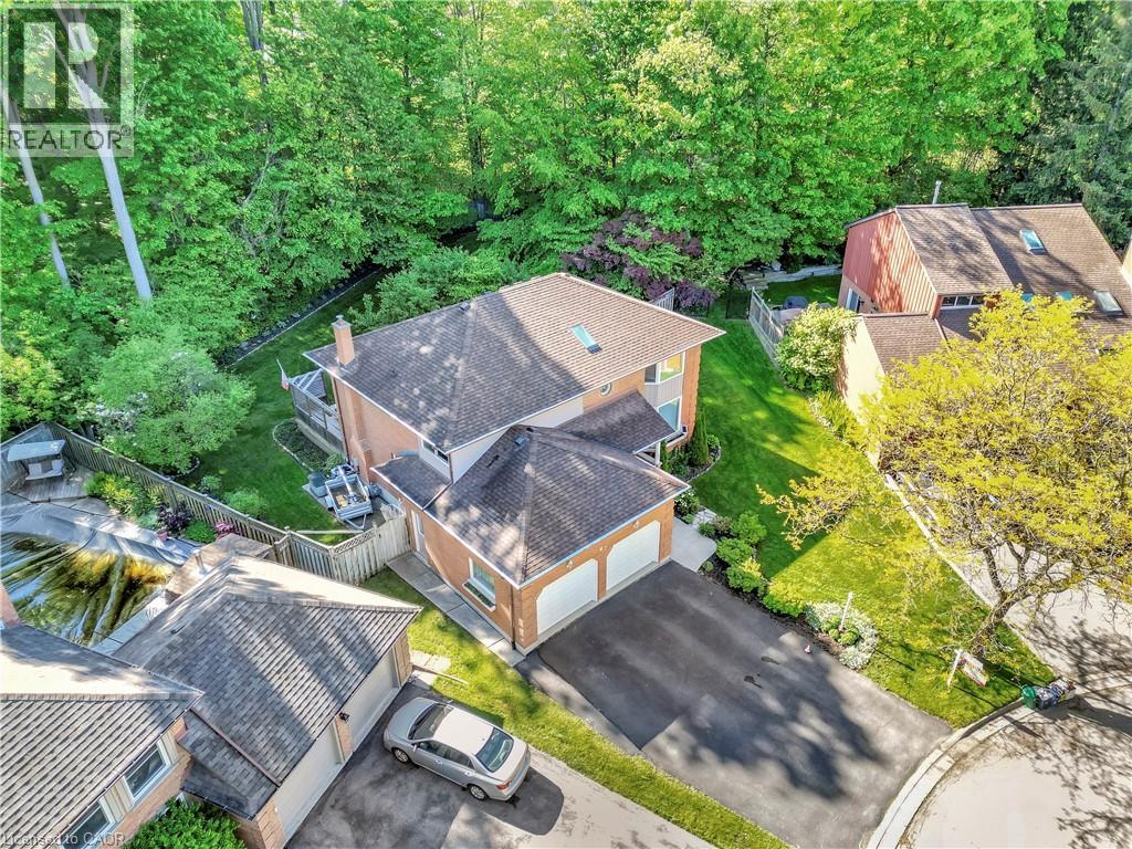 47 Stoke Court, Kitchener, Ontario  N2N 1Z5 - Photo 3 - 40751695