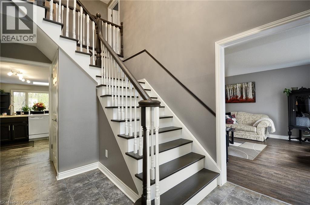 47 Stoke Court, Kitchener, Ontario  N2N 1Z5 - Photo 8 - 40751695