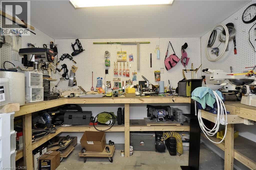 47 Stoke Court, Kitchener, Ontario  N2N 1Z5 - Photo 39 - 40751695