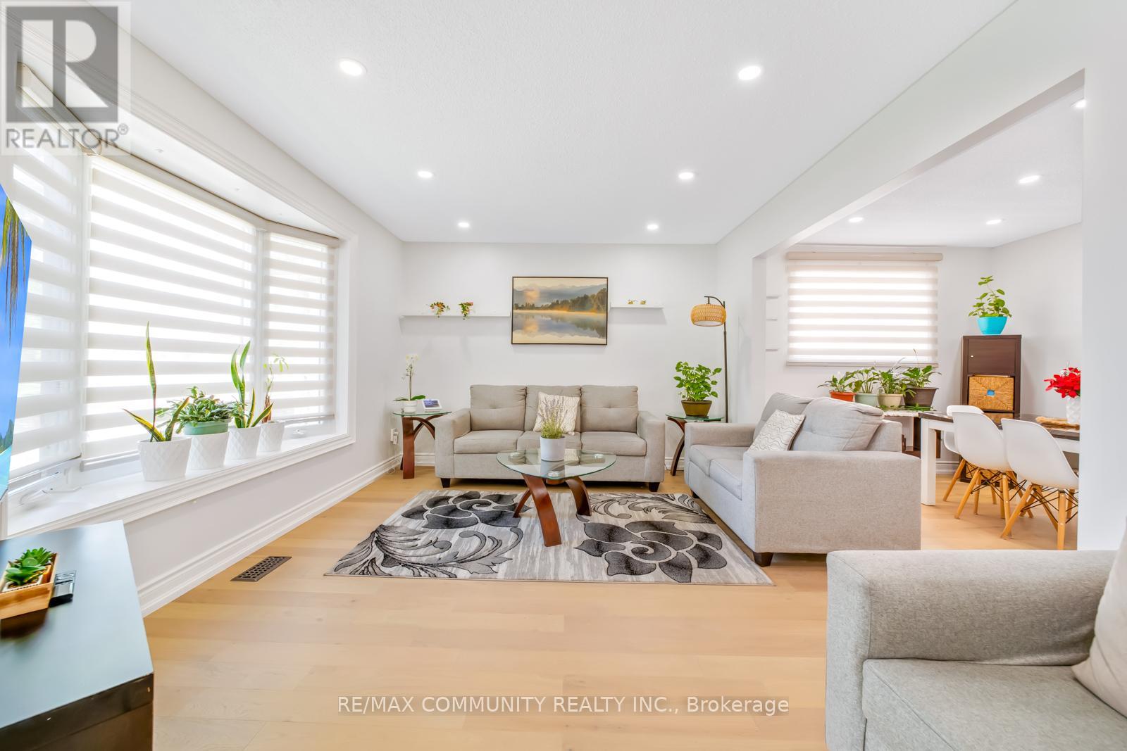 403 Gothic Drive, Oshawa, Ontario L1G 7R6 - Photo 10 - E12364455