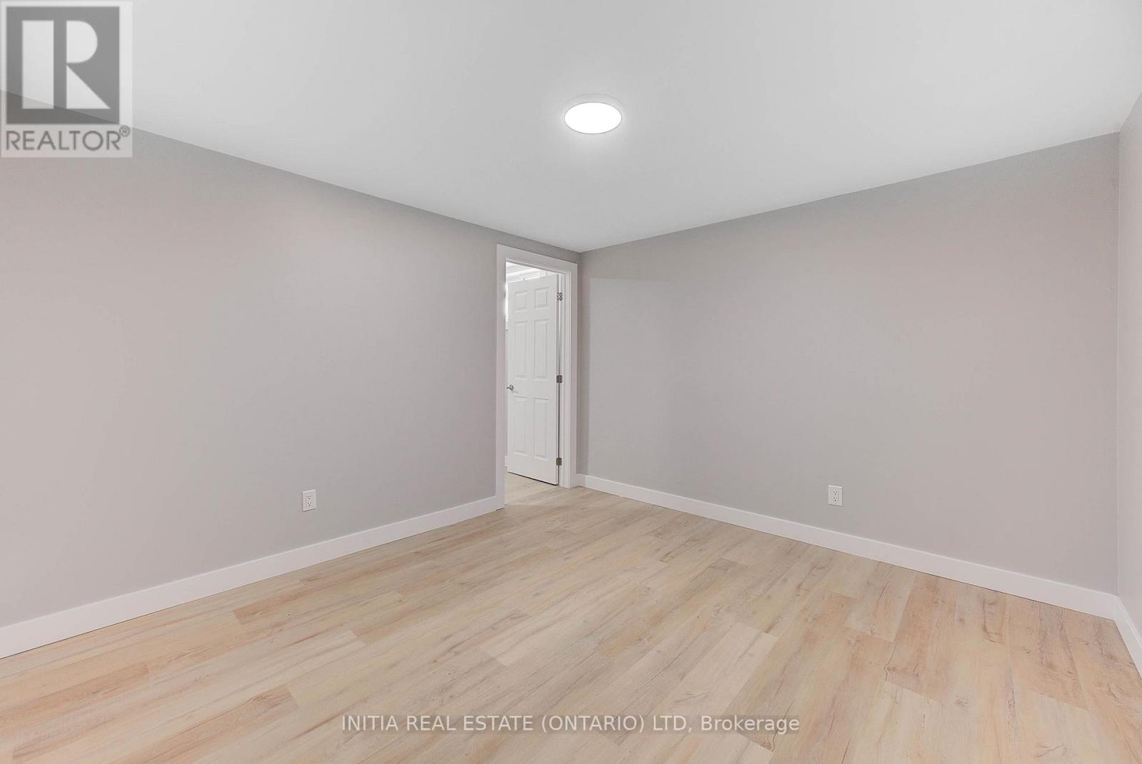 27 - 490 Third Street, London East, Ontario  N5V 4A2 - Photo 28 - X12364577