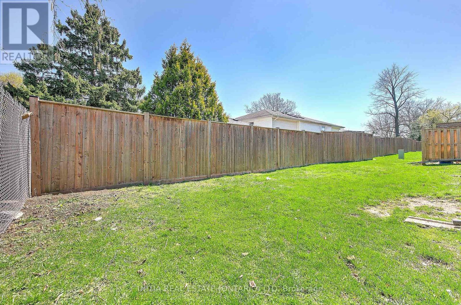 27 - 490 Third Street, London East, Ontario  N5V 4A2 - Photo 41 - X12364577