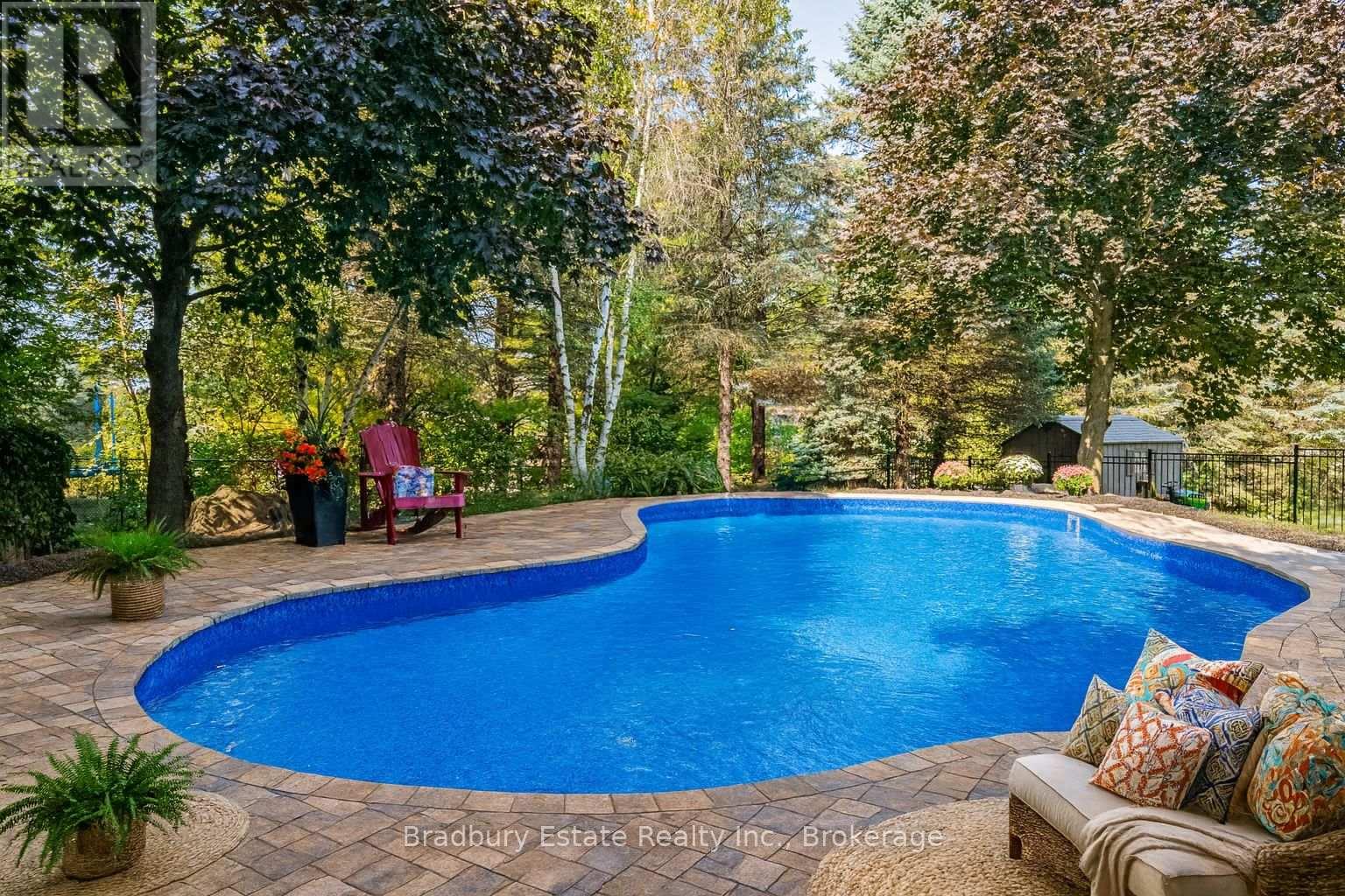 18 Palomino Drive, Hamilton, Ontario  L0R 1H3 - Photo 48 - X12364504