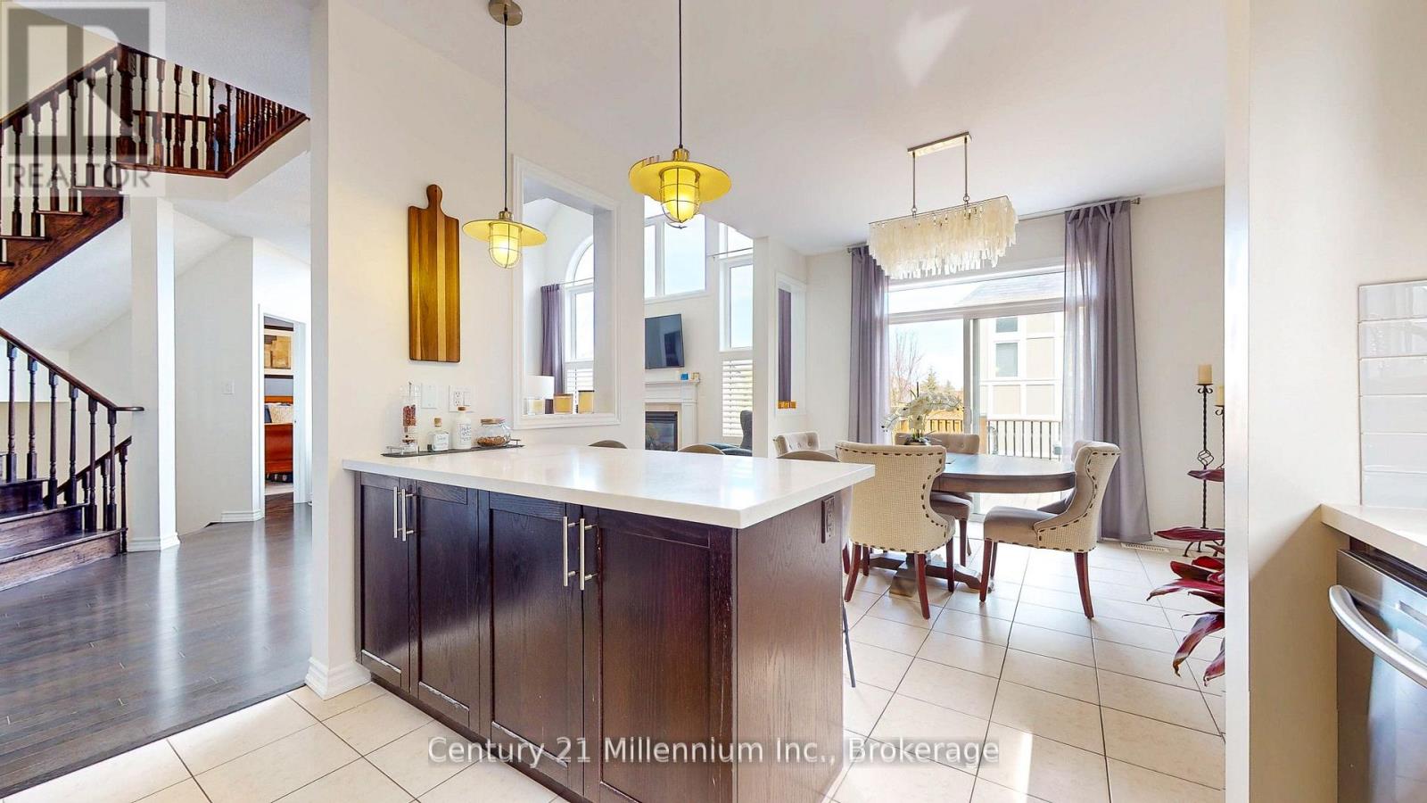 7 Clubhouse Drive, Collingwood, Ontario  L9Y 4Z5 - Photo 14 - S12364538