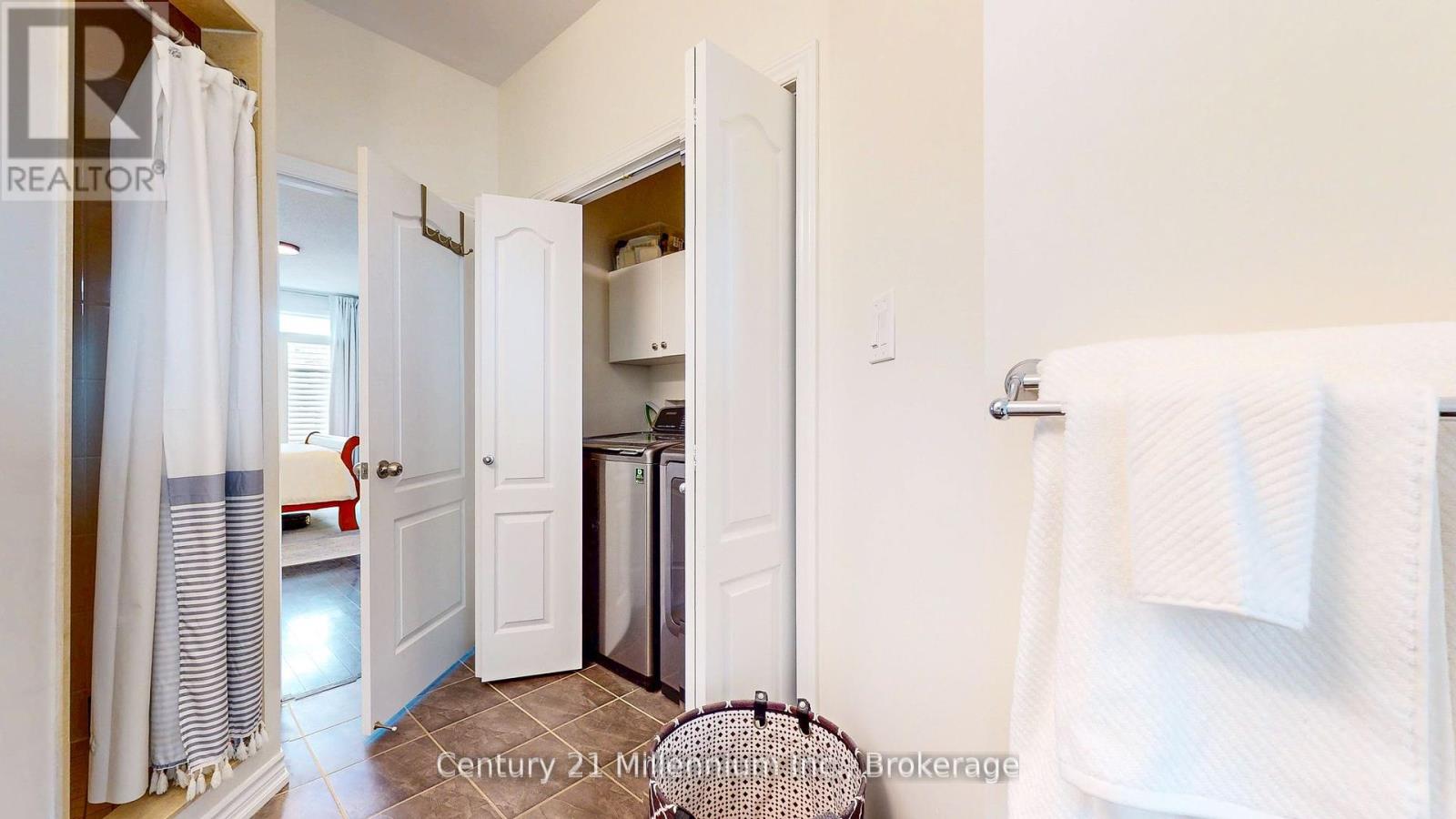 7 Clubhouse Drive, Collingwood, Ontario  L9Y 4Z5 - Photo 30 - S12364538
