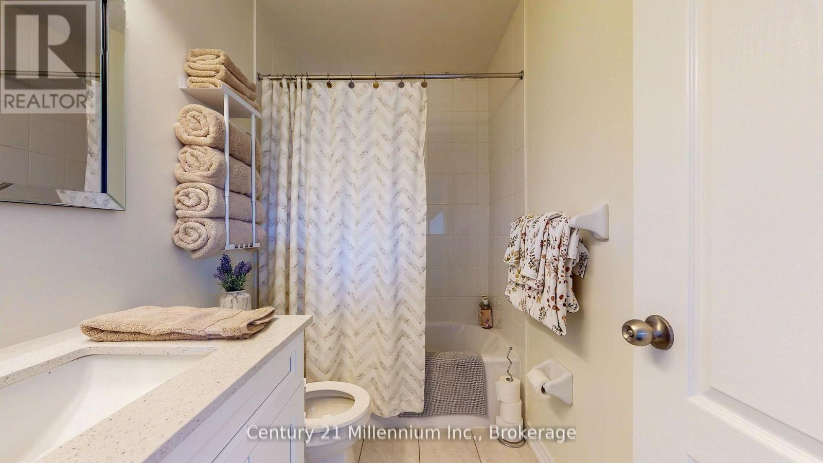 7 Clubhouse Drive, Collingwood, Ontario  L9Y 4Z5 - Photo 33 - S12364538