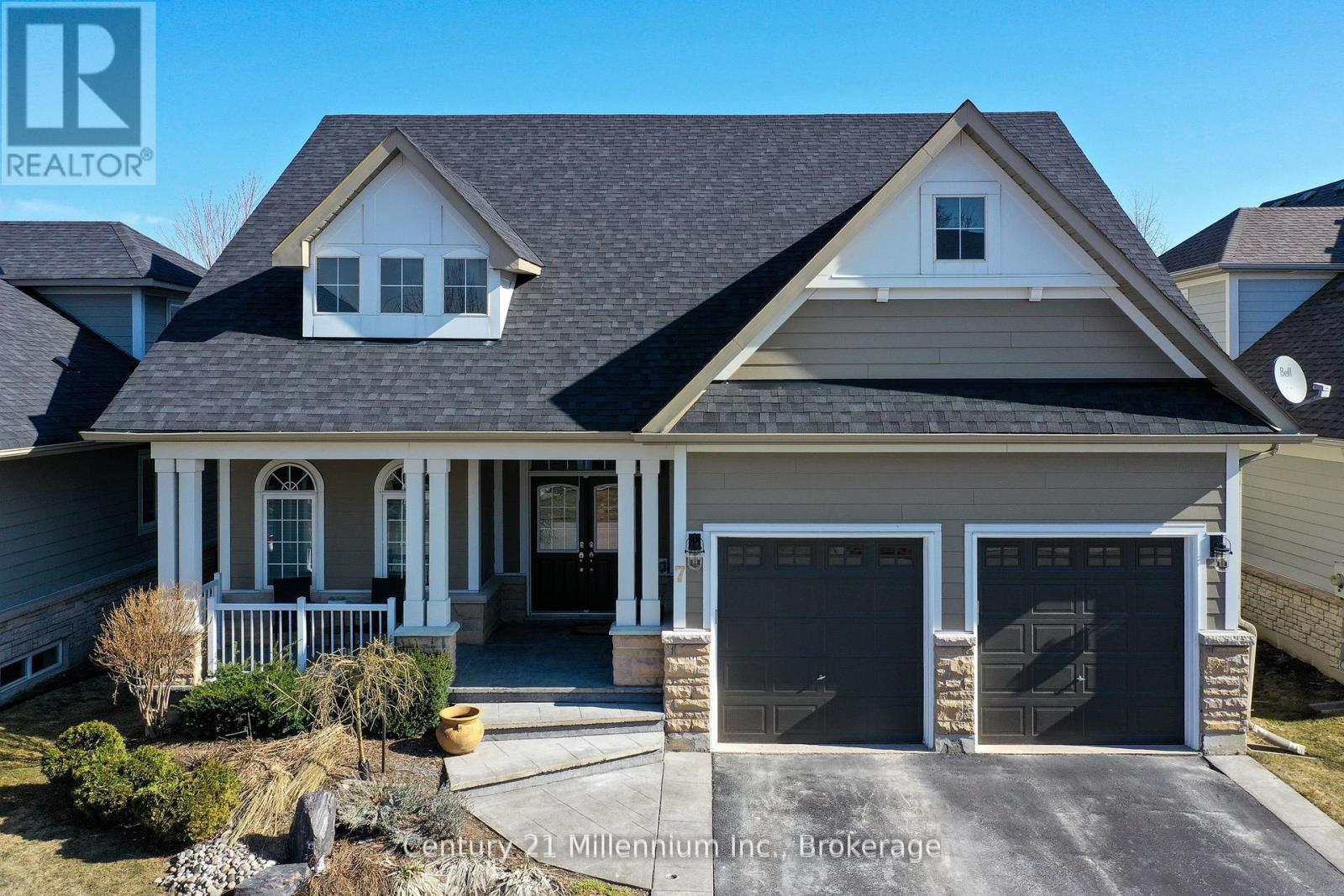 Property at 7 CLUBHOUSE DRIVE image 4