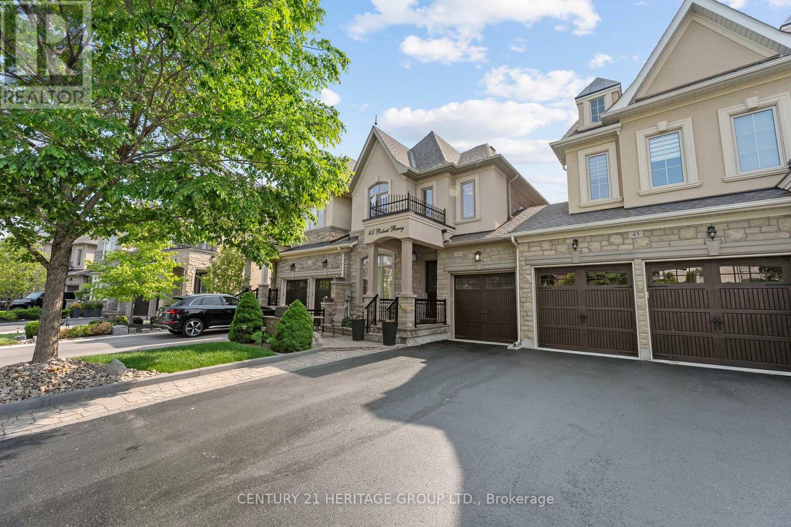 Property at 45 ROBERT BERRY CRESCENT image 1