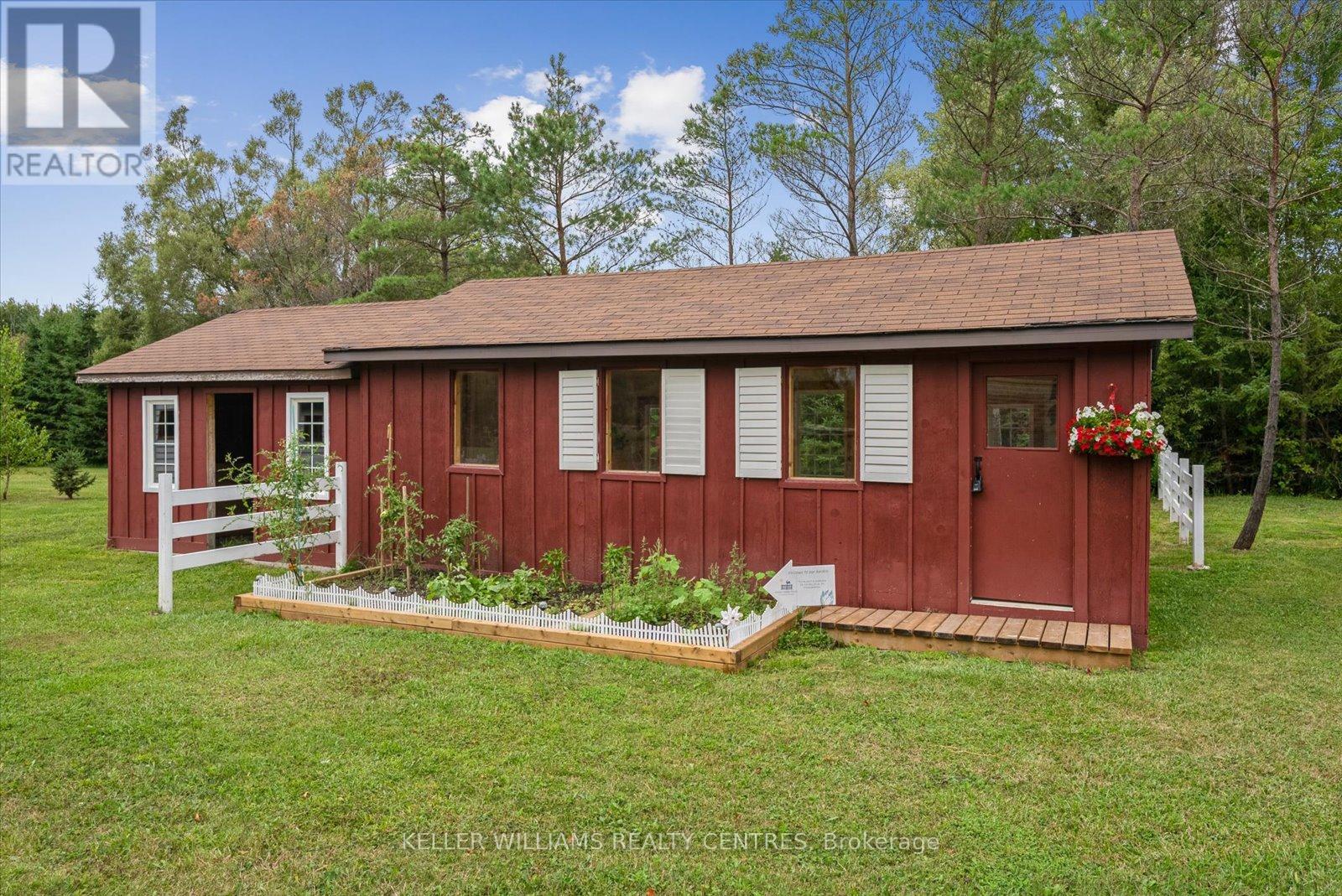 25154 Valley View Drive, Georgina, Ontario  L0E 1R0 - Photo 37 - N12358574