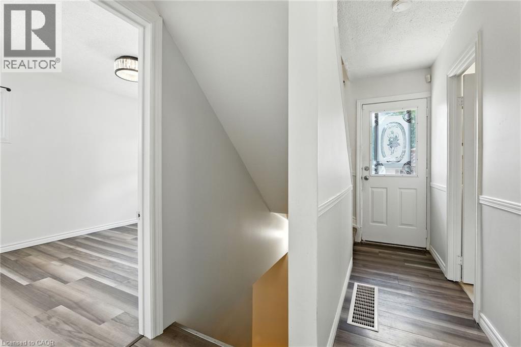 172 Adair Avenue N, Hamilton, Ontario  L8H 6A9 - Photo 19 - 40763478