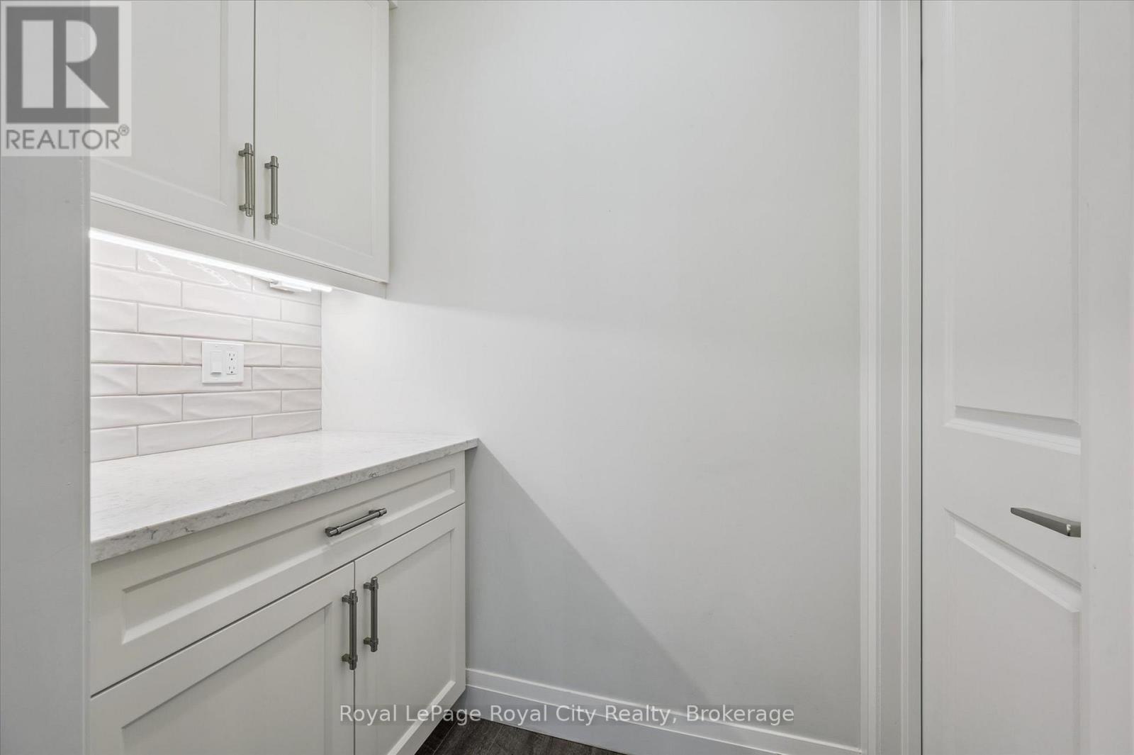 34 Wideman Boulevard, Guelph, Ontario  N1E 7L8 - Photo 12 - X12364569