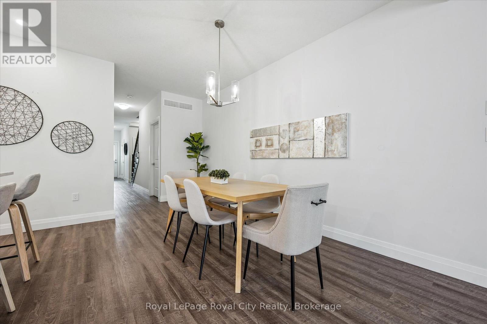 34 Wideman Boulevard, Guelph, Ontario  N1E 7L8 - Photo 7 - X12364569