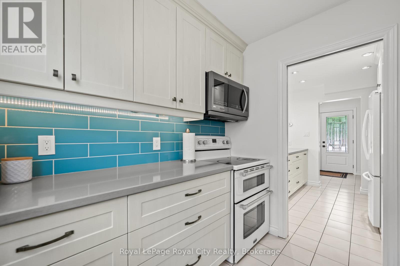 306 Imperial Road S, Guelph, Ontario  N1K 1M4 - Photo 20 - X12364571