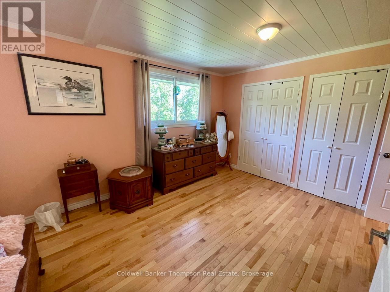 284 Lawrence Avenue, Huntsville, Ontario  P1H 1R6 - Photo 11 - X12364624
