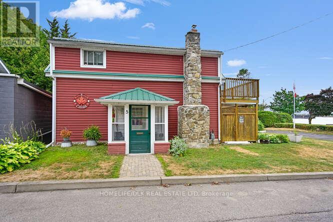 5 Thomas Street, Brockville, Ontario  K6V 5K9 - Photo 2 - X12364583