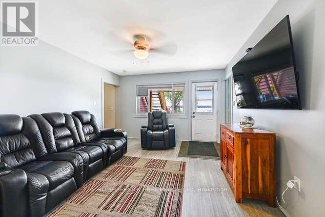 5 Thomas Street, Brockville, Ontario  K6V 5K9 - Photo 20 - X12364583