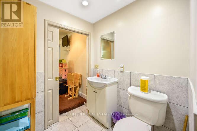 5 Thomas Street, Brockville, Ontario  K6V 5K9 - Photo 25 - X12364583