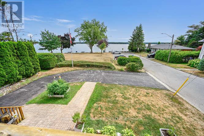 5 Thomas Street, Brockville, Ontario  K6V 5K9 - Photo 3 - X12364583