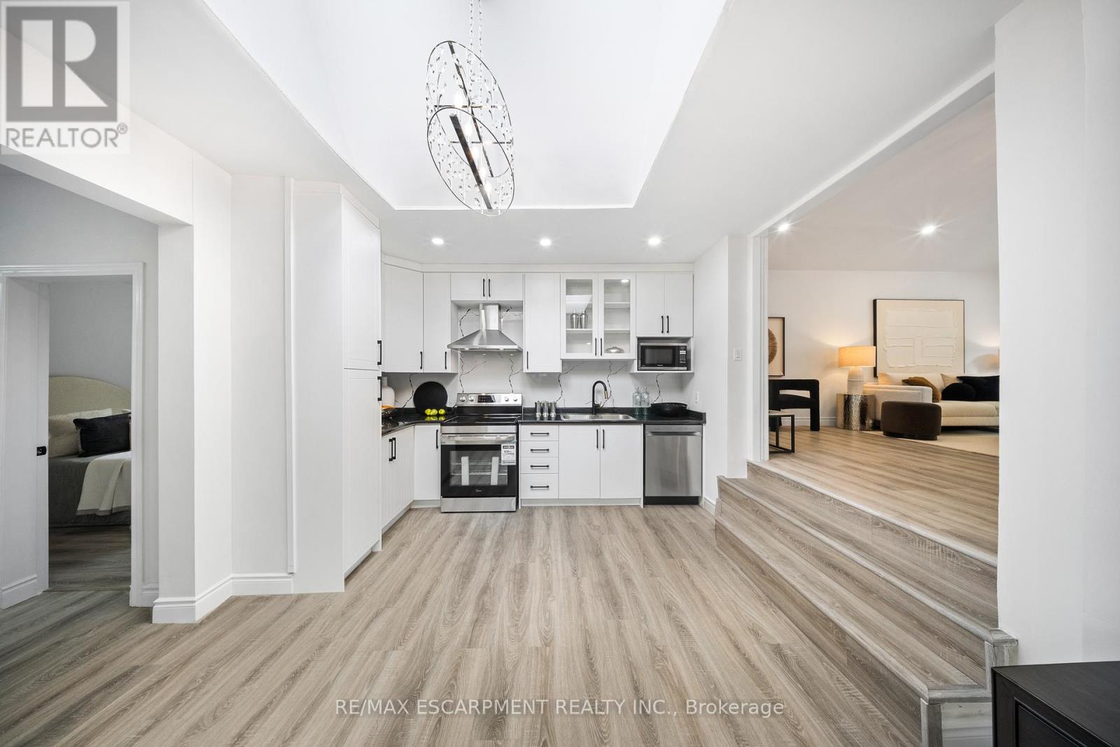 665 Kipling Avenue, Toronto (Islington-City Centre West), Ontario  M8Z 5G2 - Photo 18 - W12364462