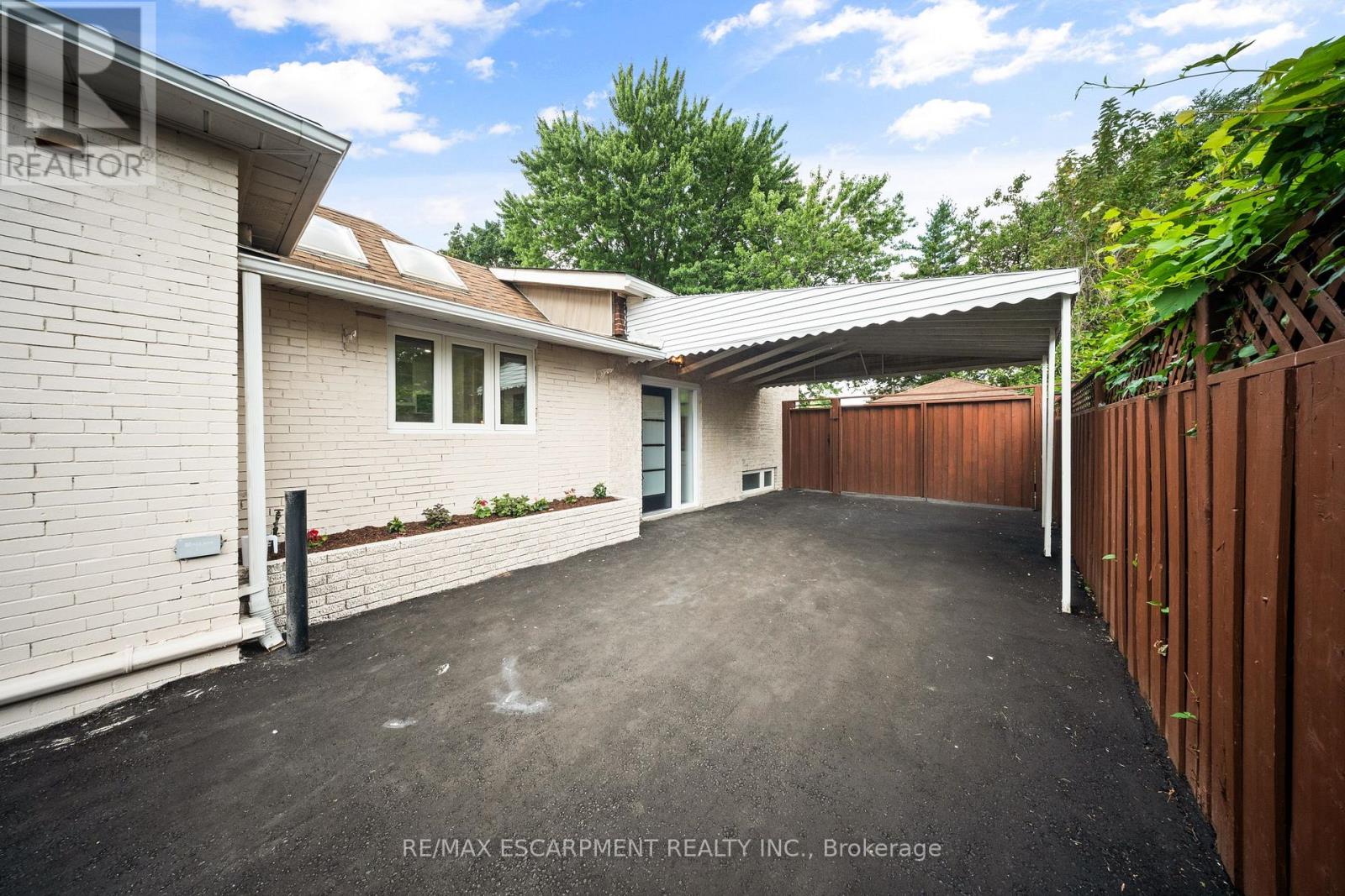 665 Kipling Avenue, Toronto (Islington-City Centre West), Ontario  M8Z 5G2 - Photo 39 - W12364462