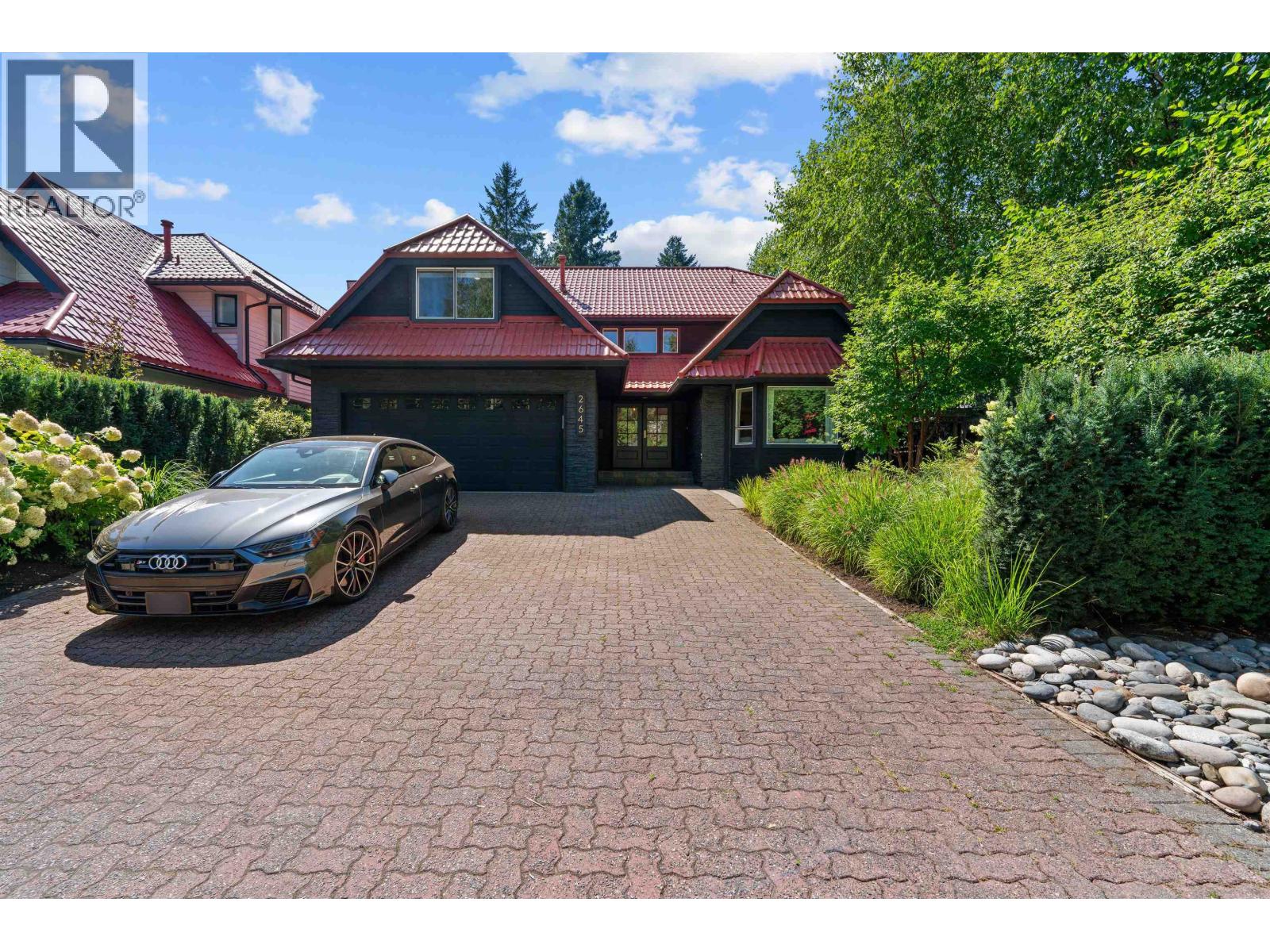 Property at 2645 EDGEMONT BOULEVARD image 1